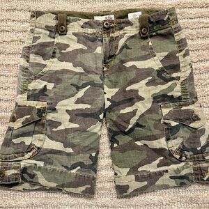 Camo shorts perfect for fall